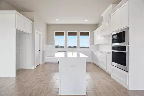 1039 Colt Rd, Springtown, TX 76082 photo 8