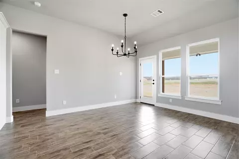 1039 Colt Rd, Springtown, TX 76082 photo 6