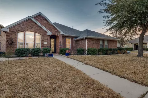 4500 Fox River Trl, Arlington, TX 76017