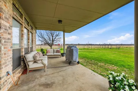 Exterior - 492 Thomas J Egan Rd, Denton, TX 76207 photo 3 of 4