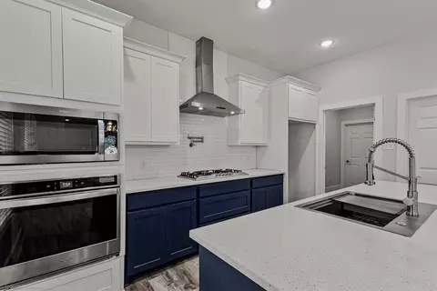 608 N Catherine St, Terrell, TX 75160