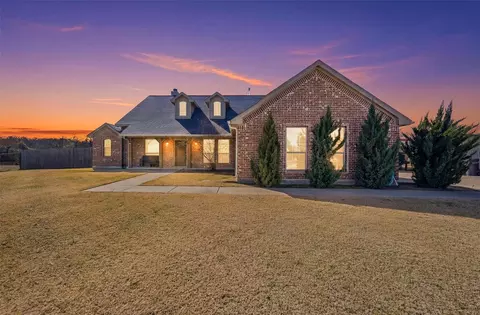144 Brady Coleman Ln, Springtown, TX 76082