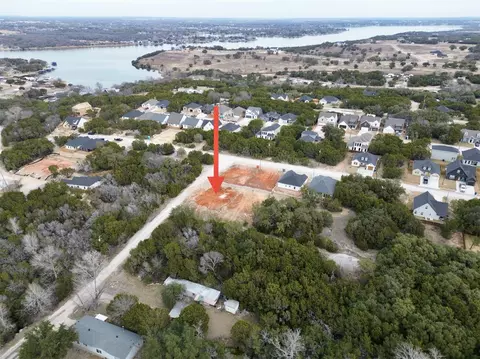 5601 Madera Ct, Granbury, TX 76048