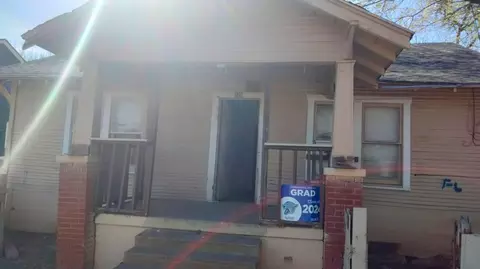 825 Cumberland St, Dallas, TX 75203