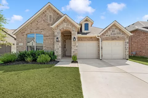 6812 Switchback Trl, North Richland Hills, TX 76182