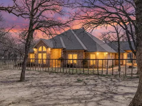 19901 S Highway 281 #A, Lipan, TX 76462