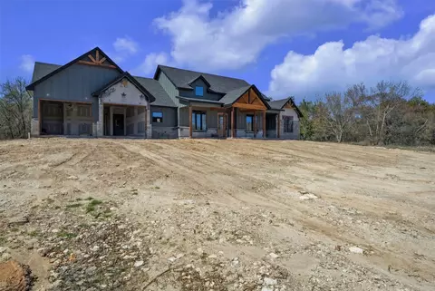 2695 Beacon Lake Dr, Bluff Dale, TX 76433