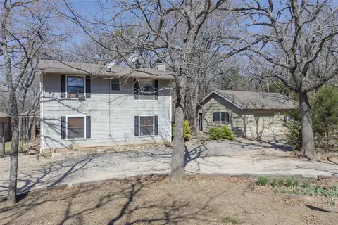 101 Frazier Oaks Rd, Pottsboro, TX 75076