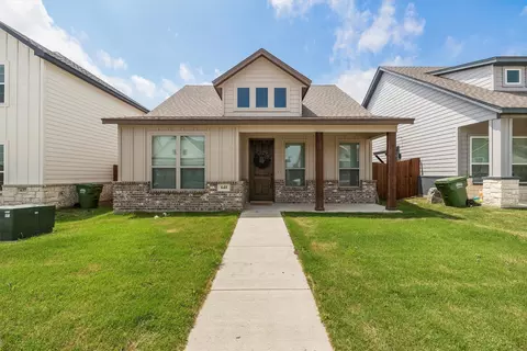 641 The Cottages Dr, Godley, TX 76044