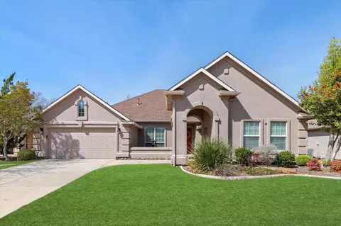 9708 Grandview Dr, Denton, TX 76207