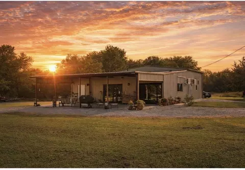 2691 County Road 3335, Ladonia, TX 75449
