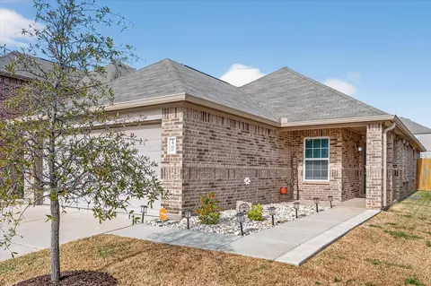1706 Jude Dr, Ennis, TX 75119