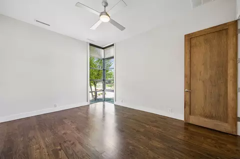 Bedroom - 3706 Post Oak Trl, Corinth, TX 76210 photo 4 of 5