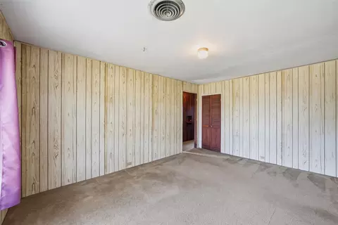 Bedroom - 901 S Old Robinson Rd, Robinson, TX 76706 photo 8 of 9