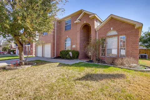 5366 Desert Falls Dr, Fort Worth, TX 76137