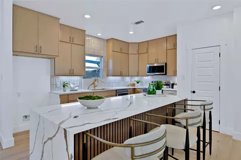 414 Wilson St, Mckinney, TX 75069