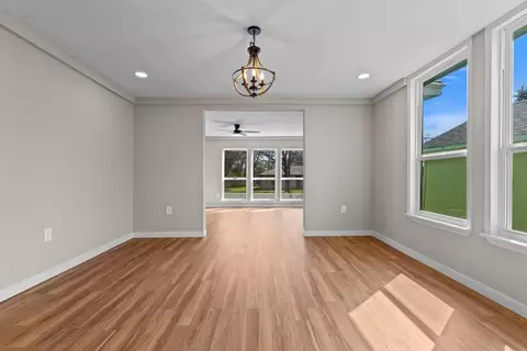 Living - 405 E 9th St, Kemp, TX 75143 photo 3 of 10