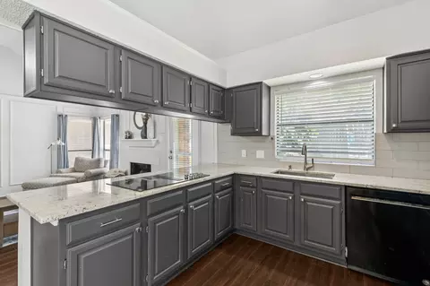Kitchen - 3446 Spring Willow Dr, Grapevine, TX 76051 photo 2 of 4