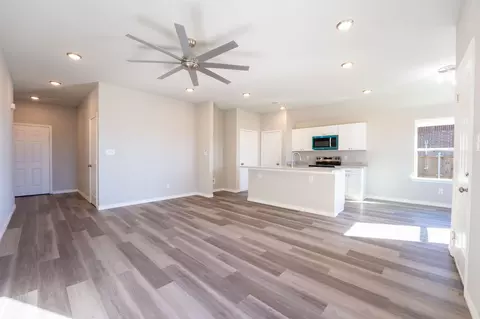 Living - 1020 Springview Ln, Mabank, TX 75147 photo 1 of 1