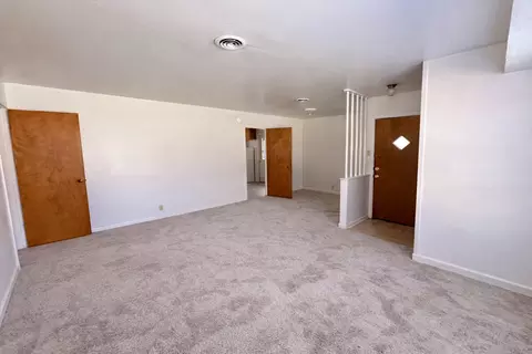 Living - 809 Crescent St, Denton, TX 76201 photo 3 of 4