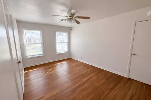 Bedroom - 809 Crescent St, Denton, TX 76201 photo 7 of 7