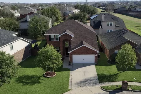 4404 Grassy Glen Dr, Fort Worth, TX 76244