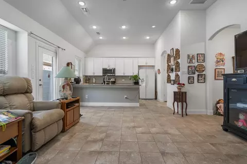 Entry Way - 1125 11th St, Argyle, TX 76226 photo 4 of 4