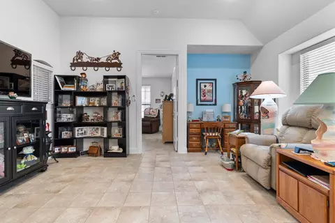 Entry Way - 1125 11th St, Argyle, TX 76226 photo 3 of 4