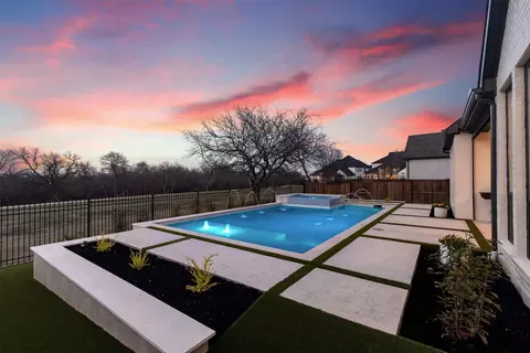 Exterior - 4610 Durst Ln, Prosper, TX 75078 photo 8 of 10