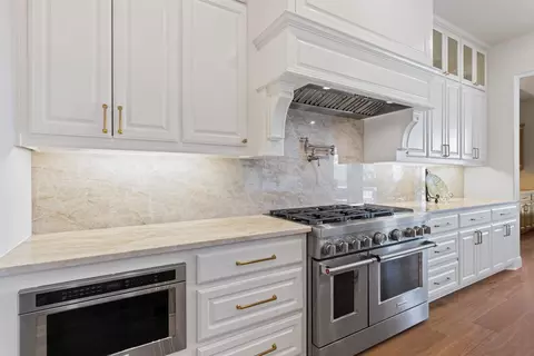 Kitchen - 4610 Durst Ln, Prosper, TX 75078 photo 3 of 5