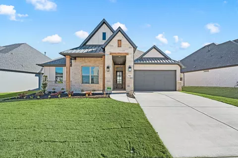 914 Highlands Ave, Aledo, TX 76008