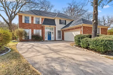 117 Stone Mountain Ct, Garland, TX 75044