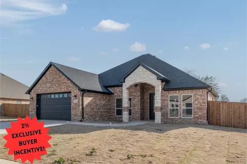 503 Limestone Cir, Mabank, TX 75147