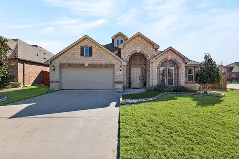 1502 Birdsong Ct, Midlothian, TX 76065