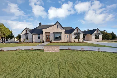 650 Gibson Rd, Waxahachie, TX 75165