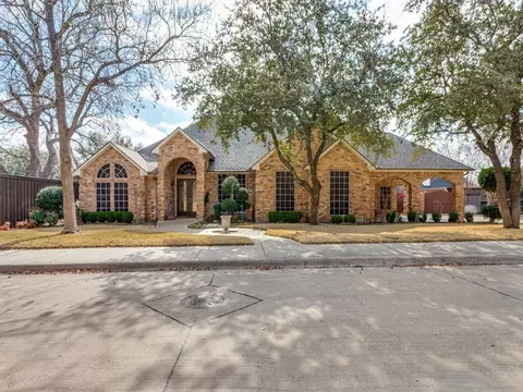 405 Shenandoah Dr, Burleson, TX 76028