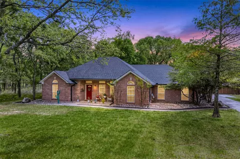 266 Tee Taw Cir, Sherman, TX 75092