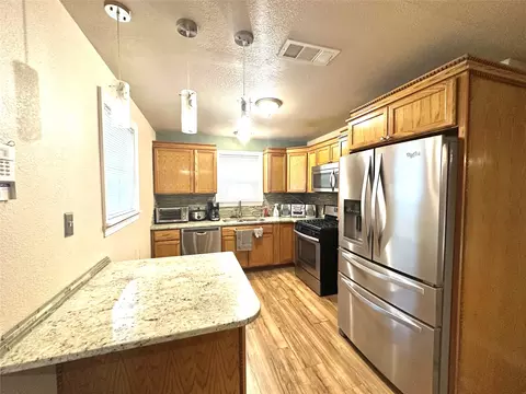 4027 Marion Pl, Shreveport, LA 71109