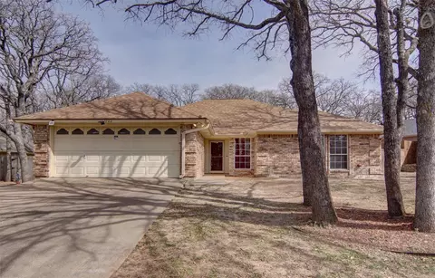 122 Camelot Dr, Weatherford, TX 76086
