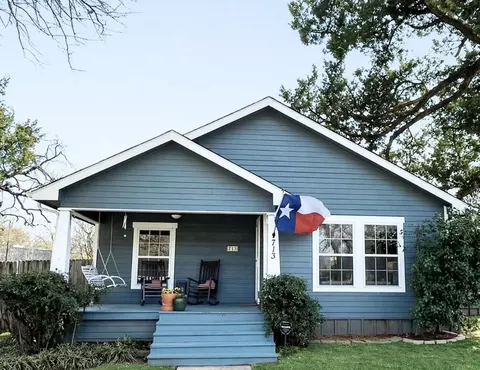 713 W Spring St, Weatherford, TX 76086