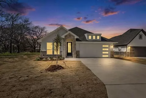 101 Boone St, Edgewood, TX 75117