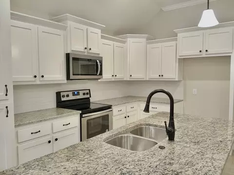 126 Frank St, Greenville, TX 75402