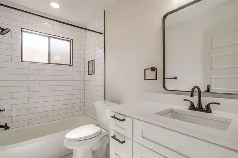 Bath - 5408 Lilac Dr, Arlington, TX 76018 photo 1 of 1