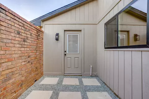 Exterior - 5408 Lilac Dr, Arlington, TX 76018 photo 7 of 9