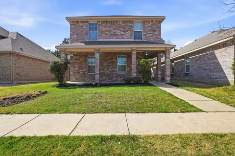 587 Lentisco Dr, Lancaster, TX 75146