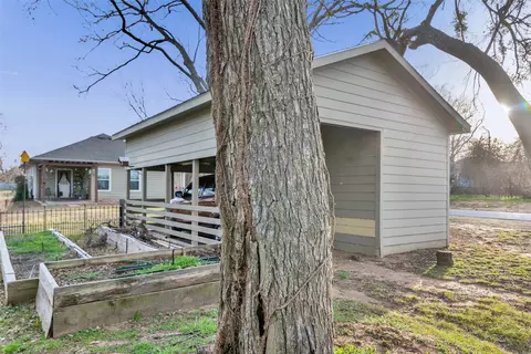 Other - 201 E Walker St, Denison, TX 75021 photo 8 of 8