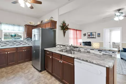 Kitchen - 201 E Walker St, Denison, TX 75021 photo 2 of 3