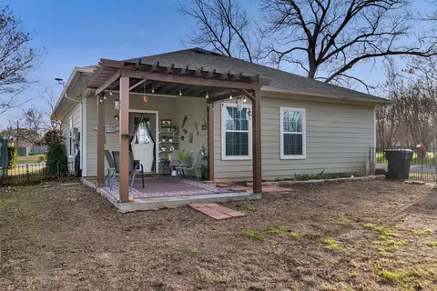 Other - 201 E Walker St, Denison, TX 75021 photo 7 of 8