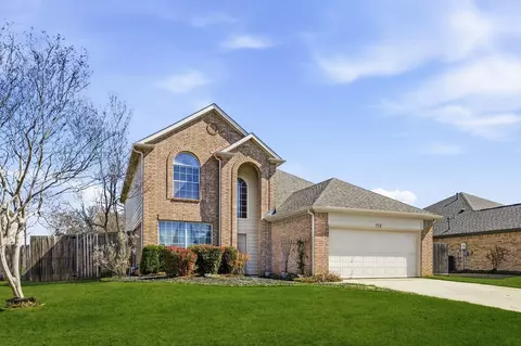772 Poplar Ct, Lake Dallas, TX 75065