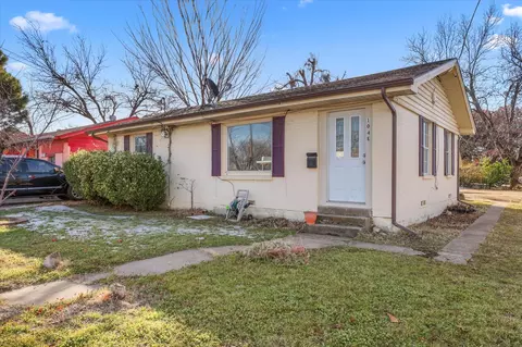 Exterior - 104 E 6th St, Irving, TX 75060 photo 2 of 3
